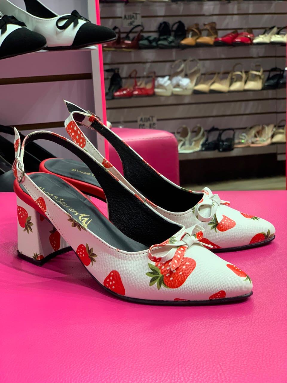 Strawberry Shows